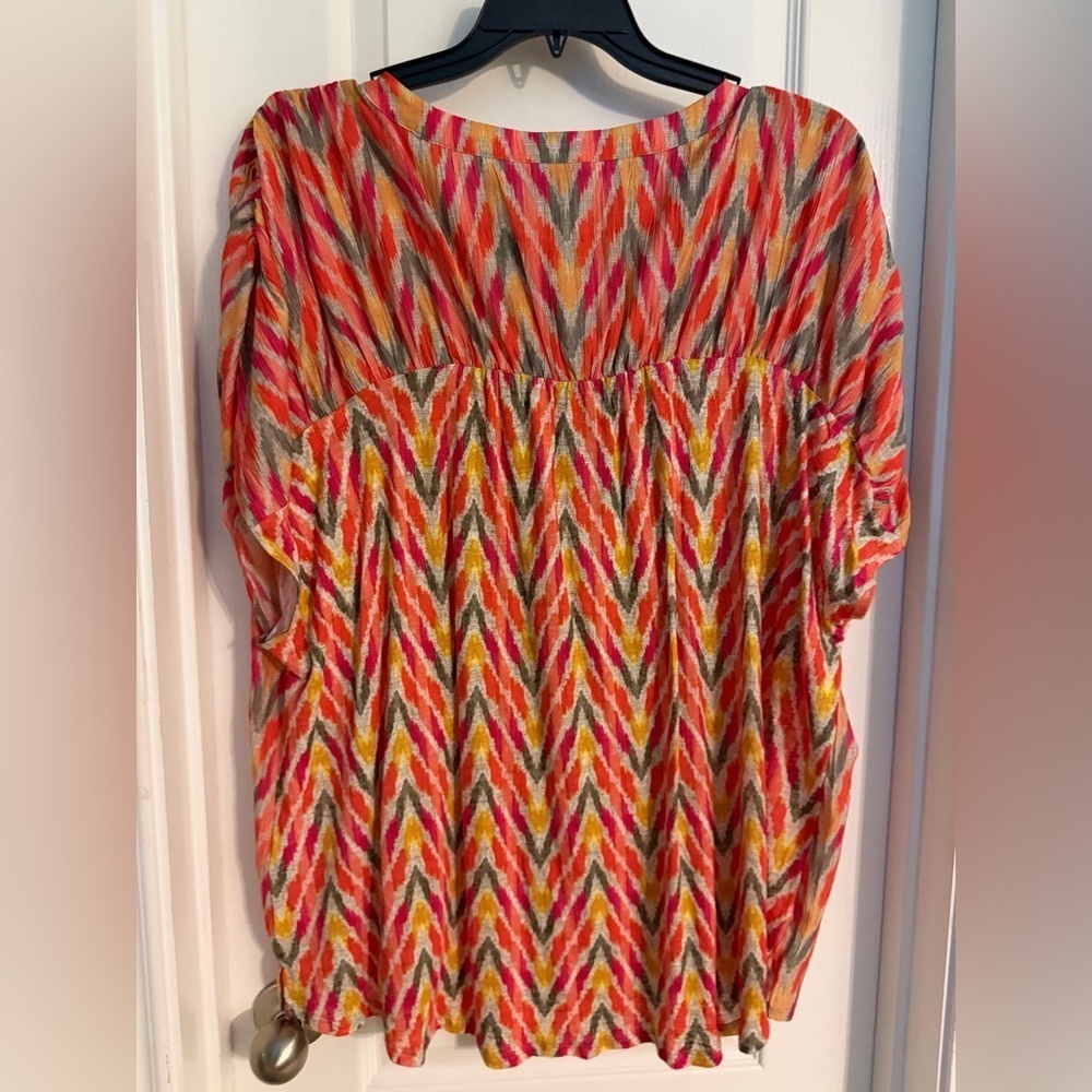 Westbound Colorful Patterned Women's Top - Picture 2 of 5